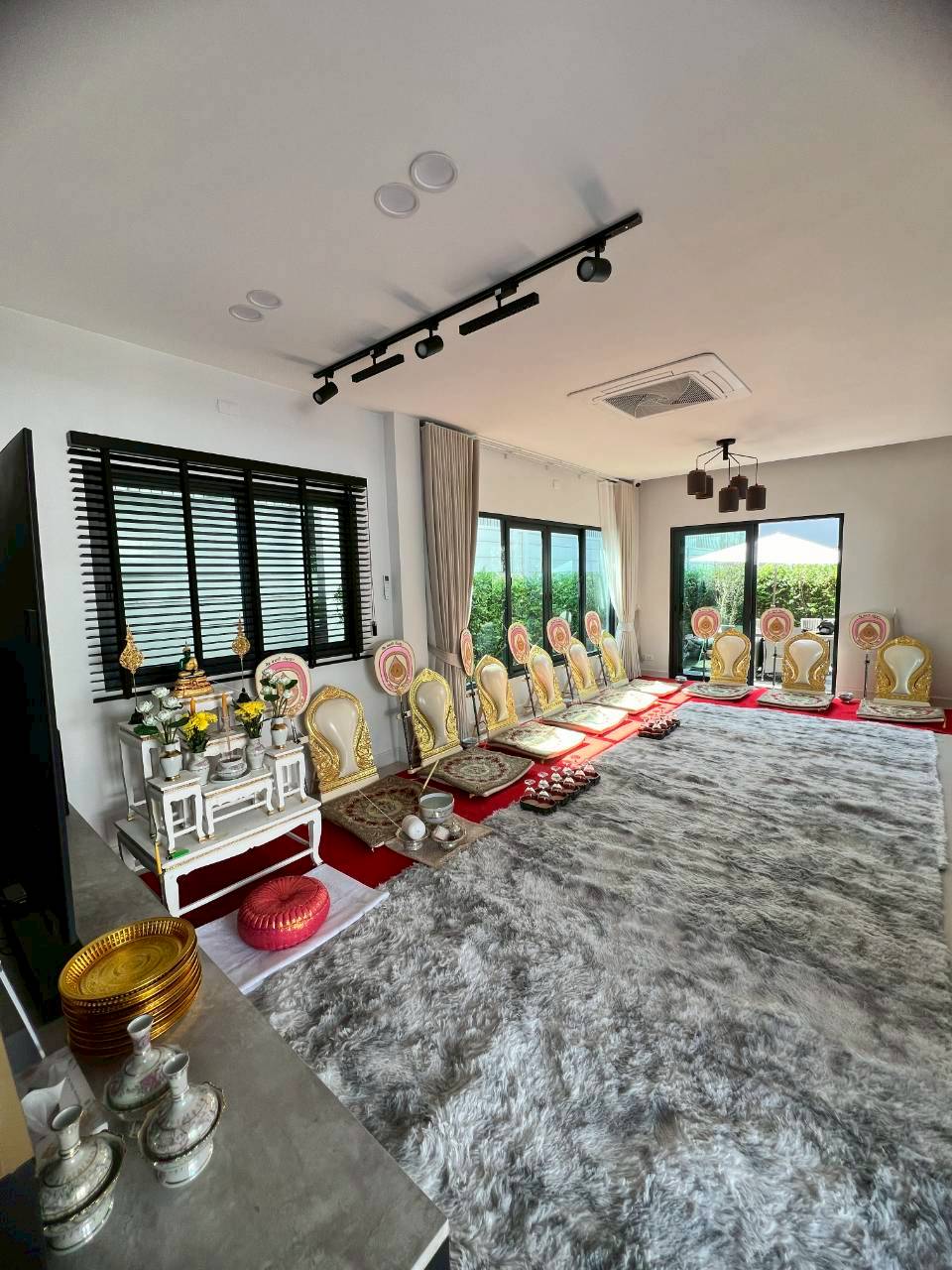 ชุดพิธีสงฆ์